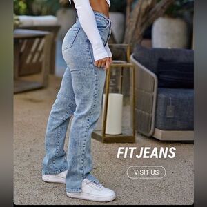 FITJEANS High Rise Light Blue Jeans